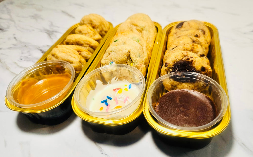 Glazé Cookie Dunkers ( Biscoff Cookie Butter + Frosting)